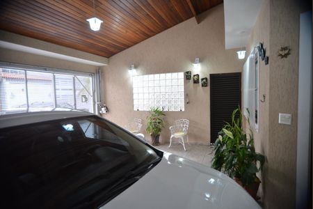 Casa à venda com 250m², 2 quartos e 2 vagasGaragem
