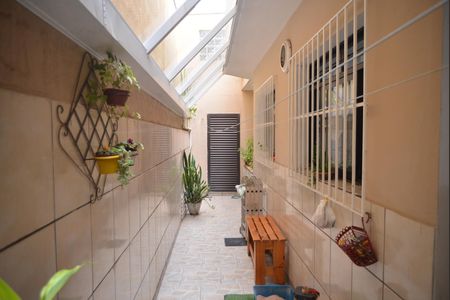 Casa à venda com 250m², 2 quartos e 2 vagasQuintal