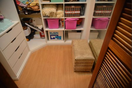 Casa à venda com 250m², 2 quartos e 2 vagasCloset da suíte 2