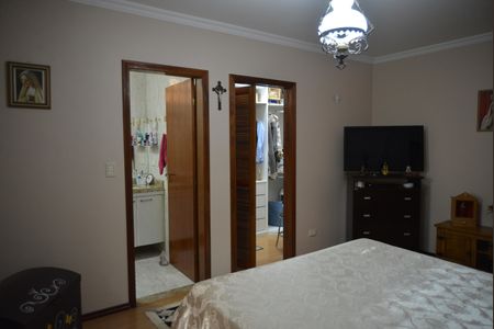 Casa à venda com 250m², 2 quartos e 2 vagasQuarto Suite 1