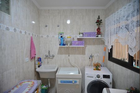 Casa à venda com 250m², 2 quartos e 2 vagasÁrea de Serviço