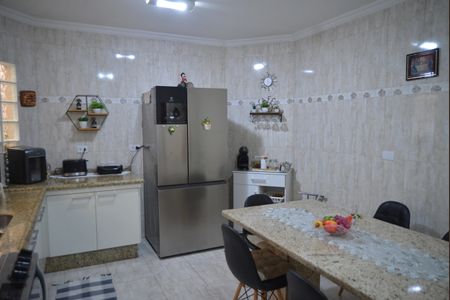 Casa à venda com 250m², 2 quartos e 2 vagasCozinha