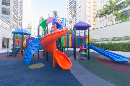 Apartamento à venda com 133m², 3 quartos e sem vagaPlayground