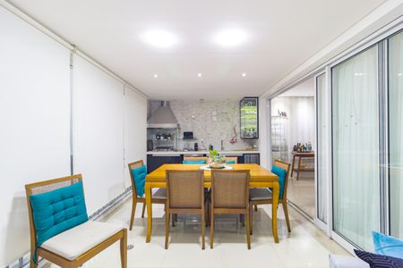 Apartamento à venda com 133m², 3 quartos e sem vagaVaranda