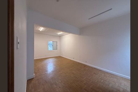 Casa para alugar com 100m², 3 quartos e sem vaga