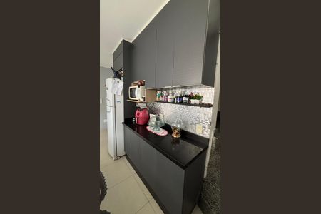 Apartamento para alugar com 96m², 2 quartos e 2 vagasCozinha