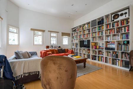 Sala de casa à venda com 3 quartos, 254m² em Sumaré, São Paulo