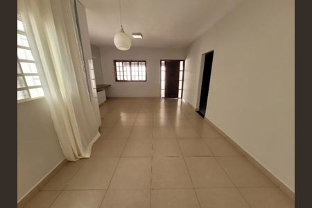 Casa para alugar com 3 quartos, 170m² em Cidade Jardim, Uberlândia