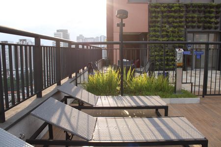 Studio para alugar com 80m², 1 quarto e sem vagaÁrea comum - Piscina