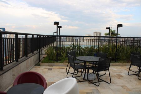 Studio para alugar com 80m², 1 quarto e sem vagaÁrea comum - Piscina