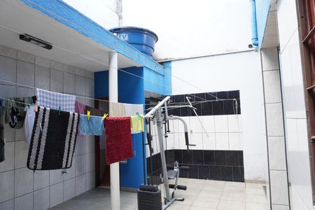 Casa à venda com 150m², 3 quartos e 4 vagasÁrea de Serviço