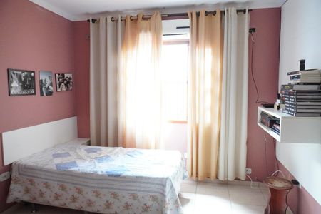 Casa à venda com 150m², 3 quartos e 4 vagasQuarto 1