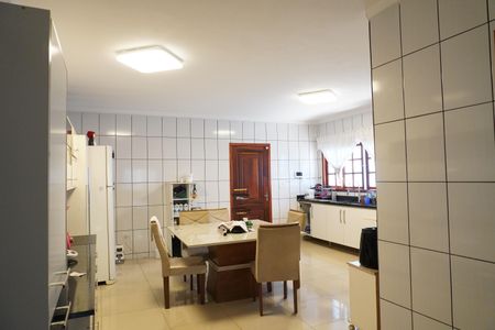 Cozinha de casa à venda com 3 quartos, 150m² em Carandiru, São Paulo