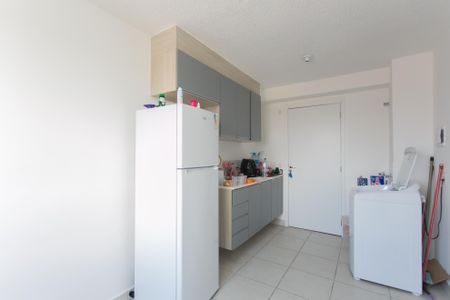 Sala / Cozinha  de apartamento à venda com 2 quartos, 36m² em Vila Carmosina, São Paulo