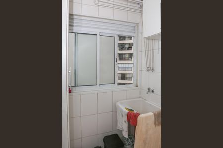 Apartamento para alugar com 54m², 2 quartos e 1 vaga Apartamento para alugar com 54m², 2 quartos e 1 vagaCozinha e Área de Serviço