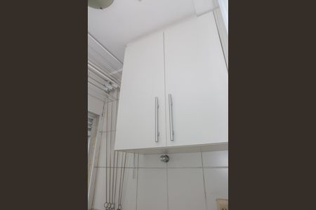 Apartamento para alugar com 54m², 2 quartos e 1 vaga Apartamento para alugar com 54m², 2 quartos e 1 vagaCozinha e Área de Serviço