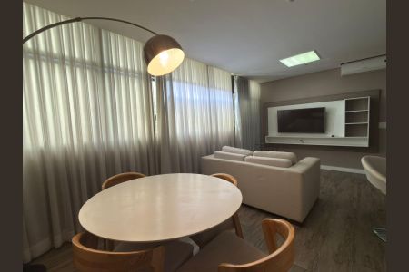 Apartamento à venda com 1 quarto, 51m² em Coracao de Jesus, Belo Horizonte