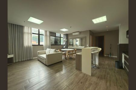 Apartamento à venda com 2 quartos, 62m² em Coracao de Jesus, Belo Horizonte