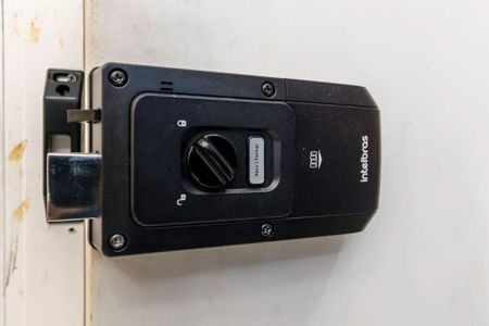 Sala - Fechadura eletrônica de apartamento para alugar com 2 quartos, 52m² em Irajá, Rio de Janeiro