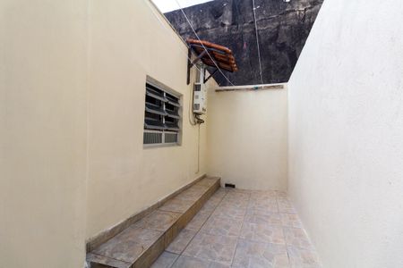 Casa para alugar com 87m², 3 quartos e sem vagaÁrea de Serviço