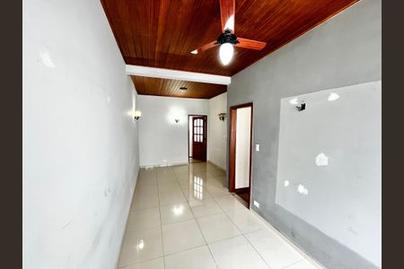 Sala de casa de condomínio para alugar com 2 quartos, 50m² em Santana, São Paulo