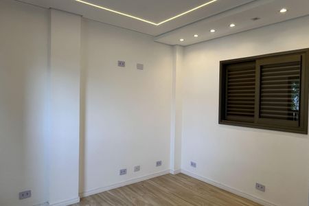 Casa para alugar com 220m², 5 quartos e sem vagaQuarto 1