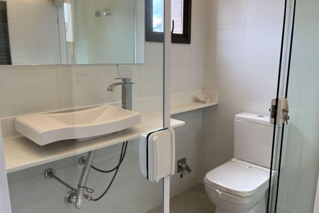 Casa para alugar com 220m², 5 quartos e sem vagaBanheiro da Suíte 2