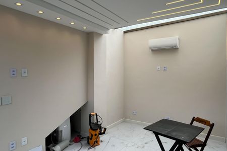 Casa para alugar com 220m², 5 quartos e sem vagaSala