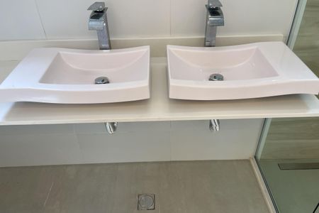 Casa para alugar com 220m², 5 quartos e sem vagaBanheiro da Suíte 4