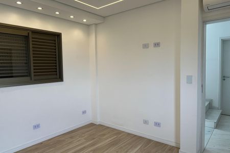 Casa para alugar com 220m², 5 quartos e sem vagaQuarto 2