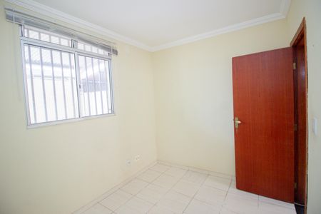 Quarto 2 de apartamento para alugar com 2 quartos, 70m² em Parque Xangri-lá, Contagem