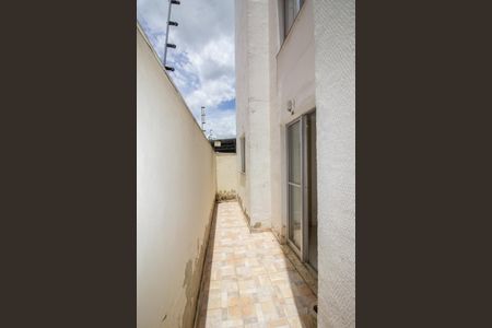 Apartamento à venda com 70m², 2 quartos e 1 vagaÁrea externa