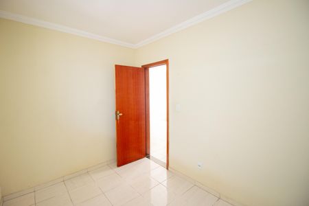 Quarto 2 de apartamento para alugar com 2 quartos, 70m² em Parque Xangri-lá, Contagem