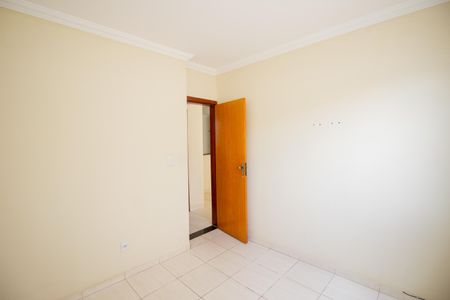 Quarto 1 de apartamento para alugar com 2 quartos, 70m² em Parque Xangri-lá, Contagem