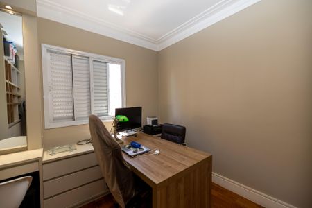 Apartamento à venda com 110m², 3 quartos e 2 vagasQuarto 2