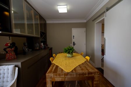 Apartamento à venda com 110m², 3 quartos e 2 vagasSala