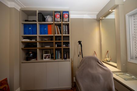 Apartamento à venda com 110m², 3 quartos e 2 vagasQuarto 2