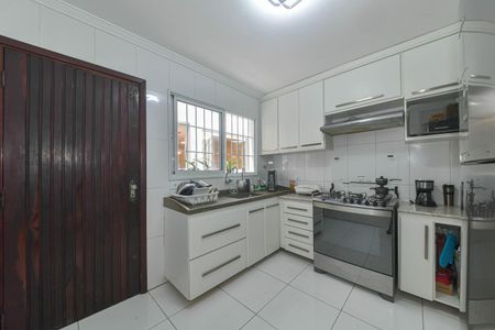 Casa para alugar com 125m², 3 quartos e 2 vagas Casa para alugar com 125m², 3 quartos e 2 vagasCozinha