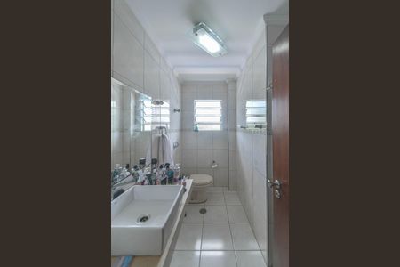 Casa para alugar com 125m², 3 quartos e 2 vagas Casa para alugar com 125m², 3 quartos e 2 vagasBanheiro Social 2