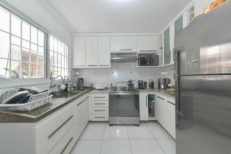 Casa para alugar com 125m², 3 quartos e 2 vagas Casa para alugar com 125m², 3 quartos e 2 vagasCozinha