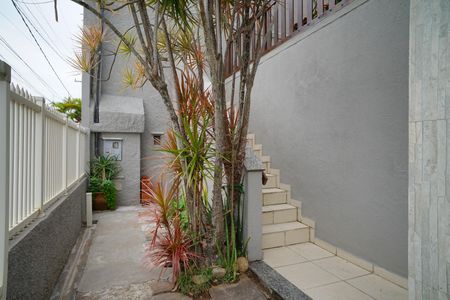 Casa à venda com 311m², 4 quartos e 2 vagasEntrada