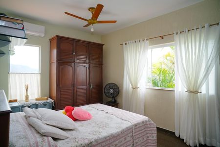 Casa à venda com 311m², 4 quartos e 2 vagasQuarto 3