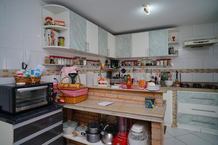 Casa à venda com 311m², 4 quartos e 2 vagasCozinha