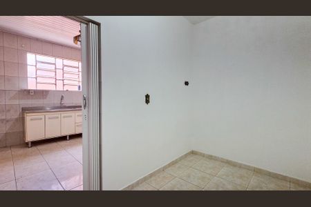 Casa para alugar com 70m², 2 quartos e sem vaga Casa para alugar com 70m², 2 quartos e sem vagaDepósito