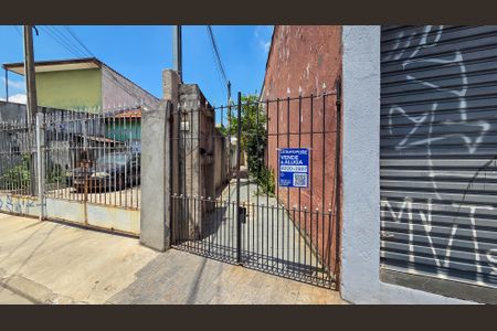 Casa para alugar com 70m², 2 quartos e sem vaga Casa para alugar com 70m², 2 quartos e sem vagaFACHADA