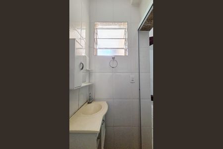 Casa para alugar com 70m², 2 quartos e sem vaga Casa para alugar com 70m², 2 quartos e sem vagaBanheiro