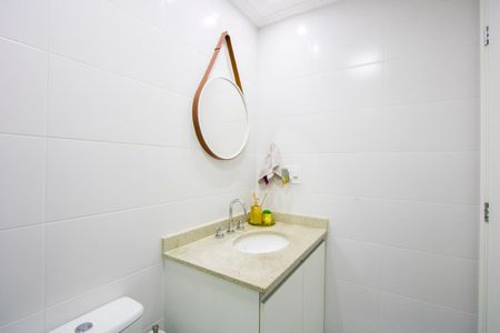 Apartamento à venda com 61m², 2 quartos e 1 vagaBanheiro social