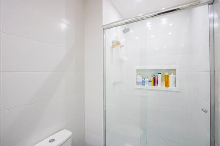 Apartamento à venda com 61m², 2 quartos e 1 vagaBanheiro do quarto 1