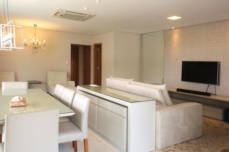 Sala de apartamento para alugar com 3 quartos, 206m² em Pompéia, Santos
