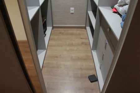Apartamento para alugar com 206m², 3 quartos e 2 vagasCloset da Suíte 1